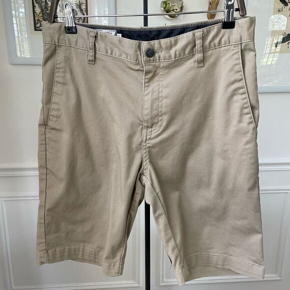 Volcom Taupe Tan Twill Shorts 30 x 9.5 - Picture 1 of 6